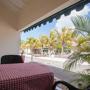 Hotel Abc, Dorp Sint Michiel